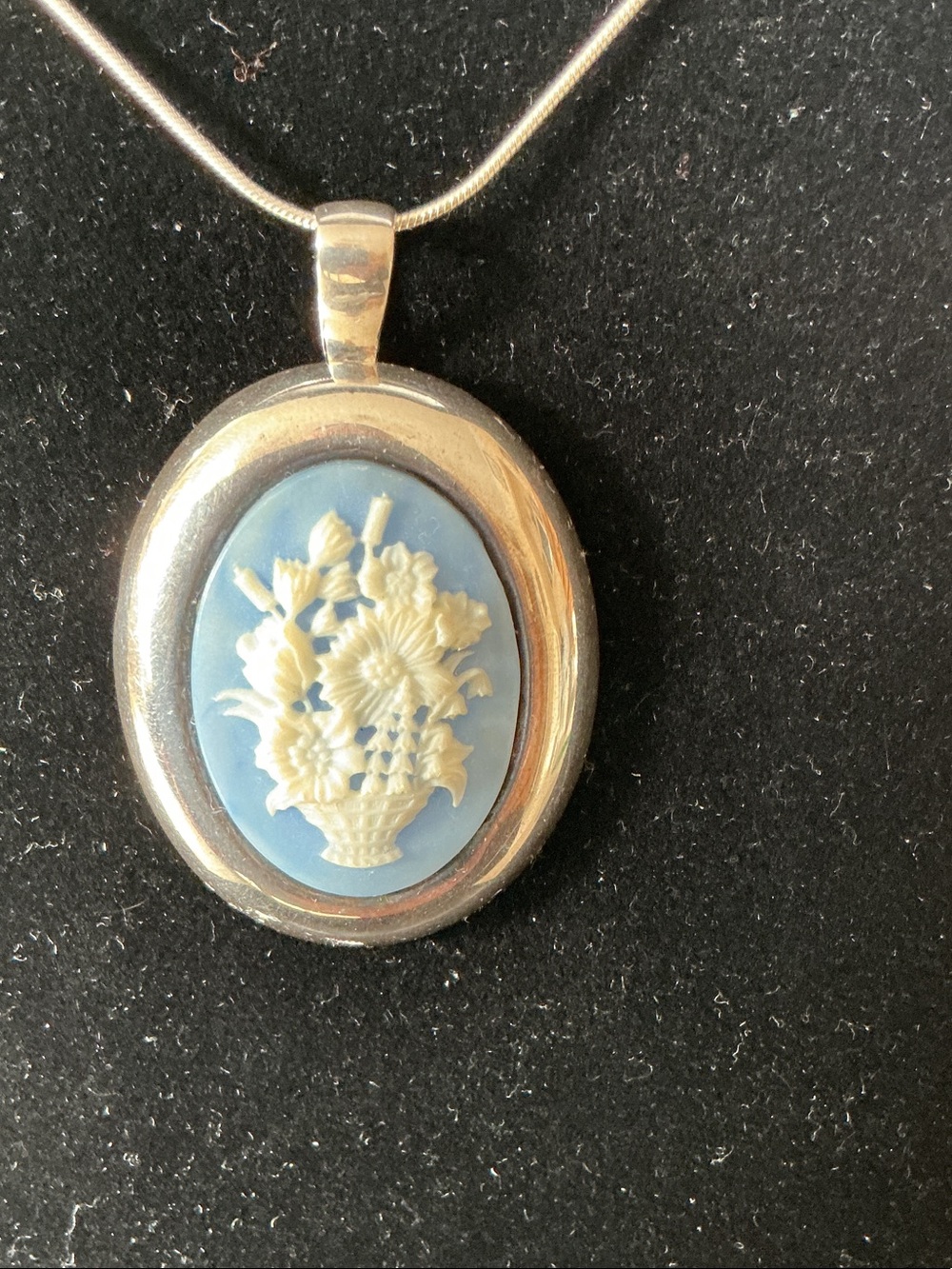 Blue and Ivory Cameo Flower Pendant Necklace